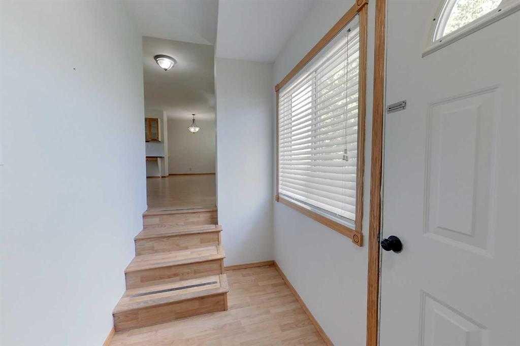 Picture for 909 5 Avenue SE