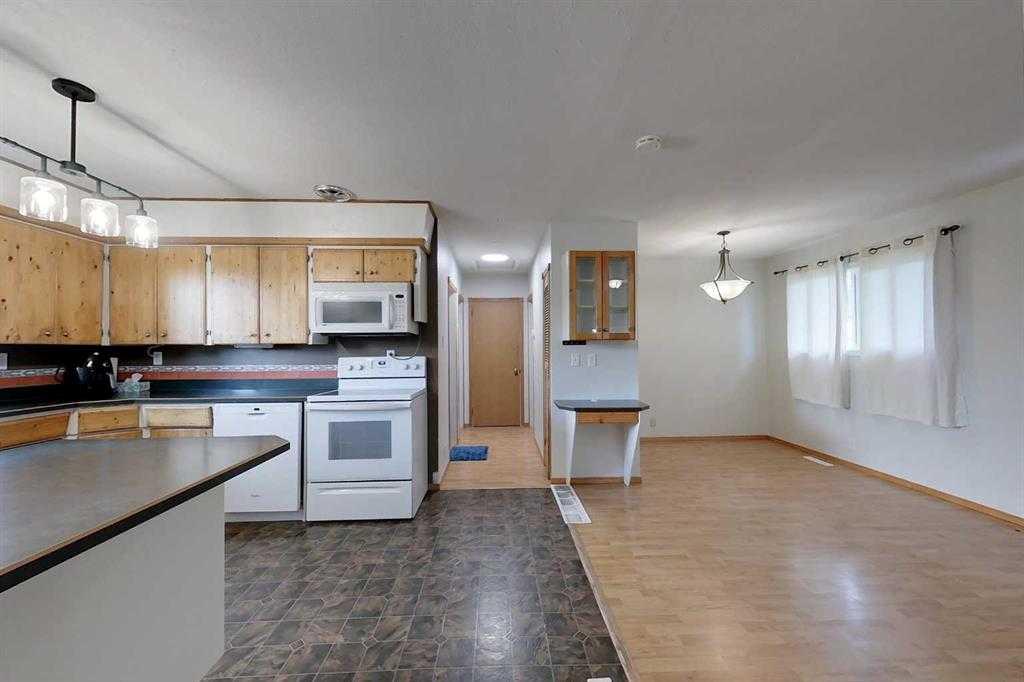 Picture for 909 5 Avenue SE