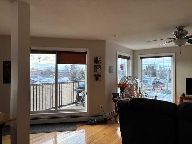 Picture for 302, 4502 52 Avenue 