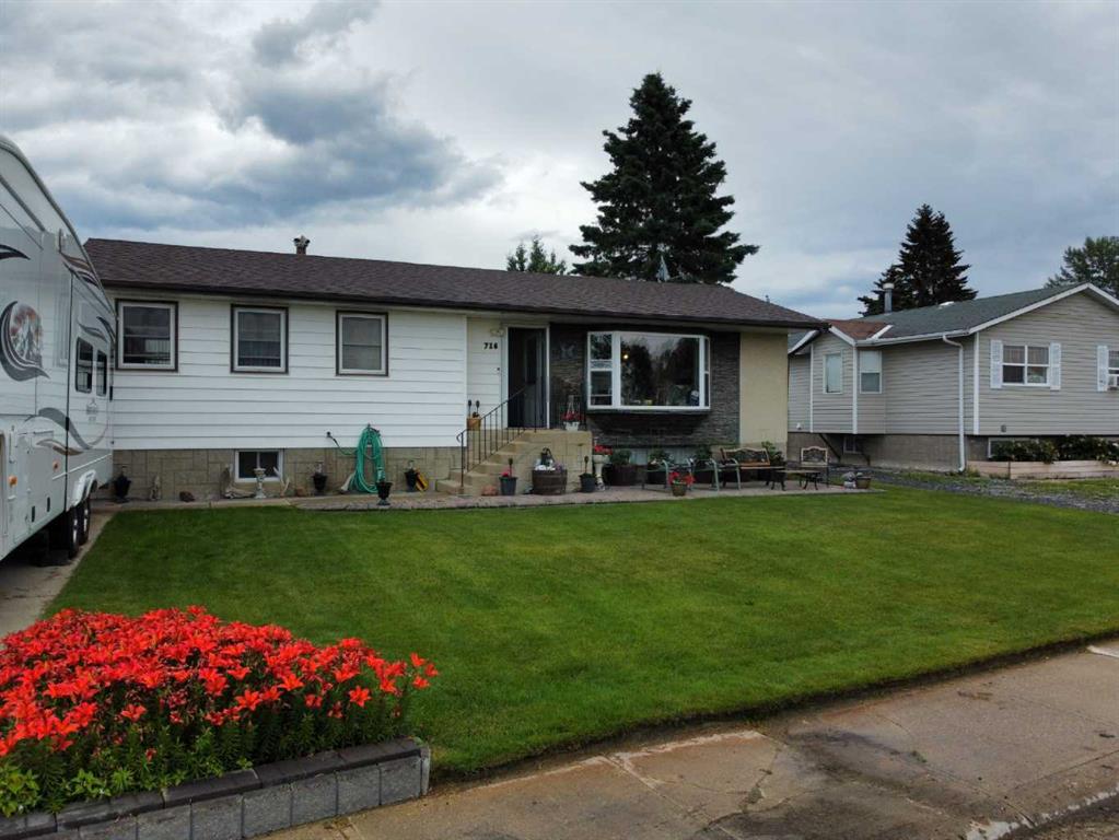 Picture for 716 6 Avenue 