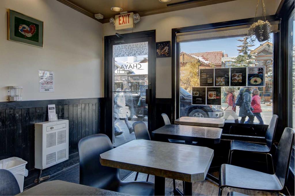 Picture for 118 Banff Avenue  https://www.cirrealty.ca/reb/awra/1/A2266011_12.jpg
