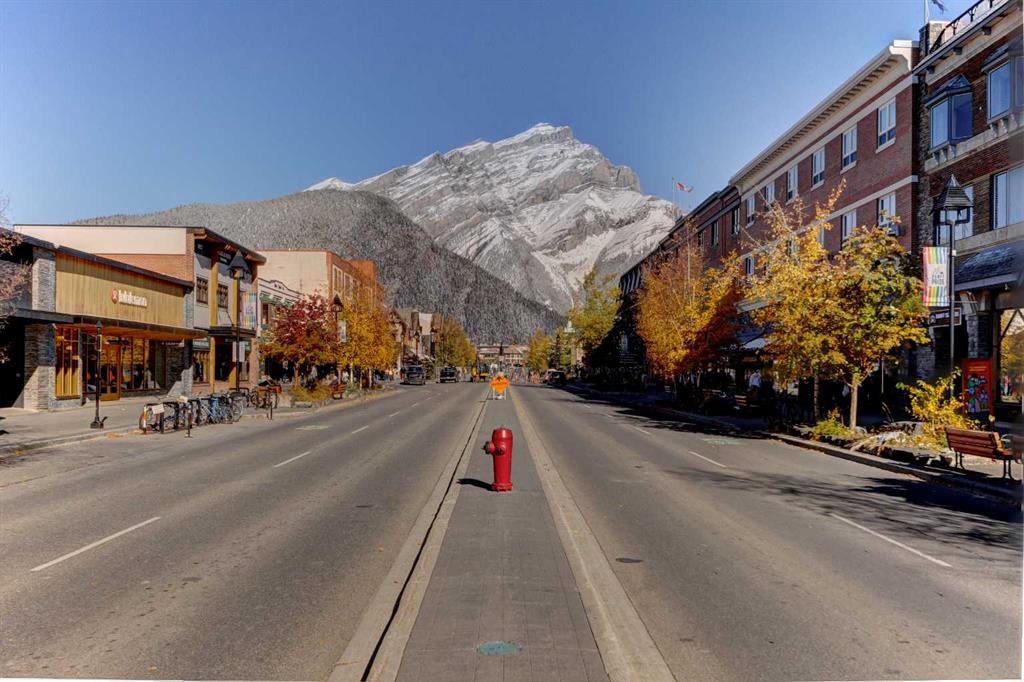 Picture for 118 Banff Avenue  https://www.cirrealty.ca/reb/awra/1/A2266011_29.jpg