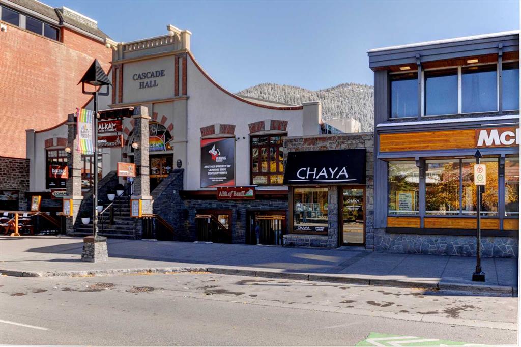 Picture for 118 Banff Avenue  https://www.cirrealty.ca/reb/awra/1/A2266011_7.jpg