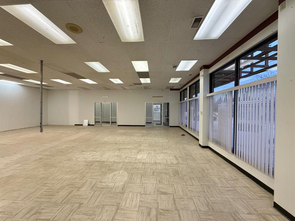 Picture for Bay 1, 111 Government Road 