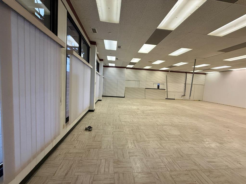 Picture for Bay 1, 111 Government Road 