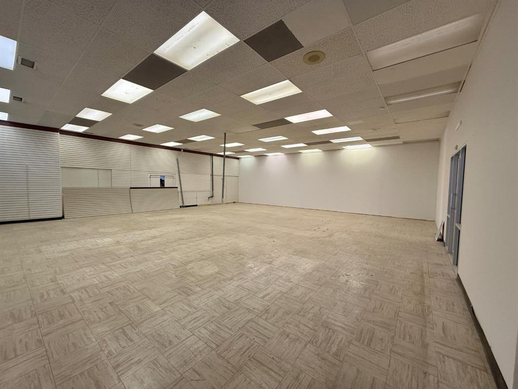 Picture for Bay 1, 111 Government Road 