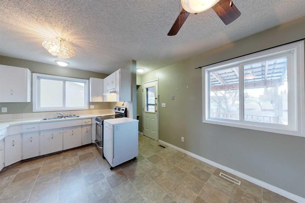Picture for 1004 12 Street 