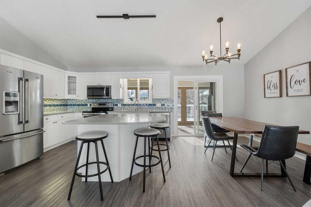 Picture for 27 Park Circle  