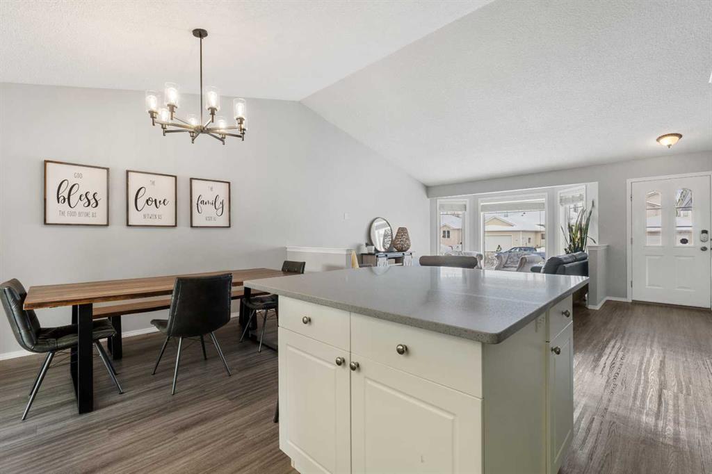Picture for 27 Park Circle  