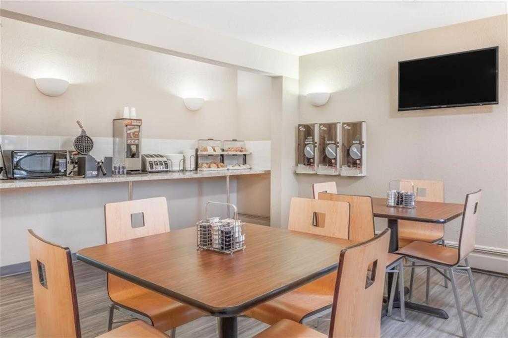 Picture for 5720 44 Avenue 