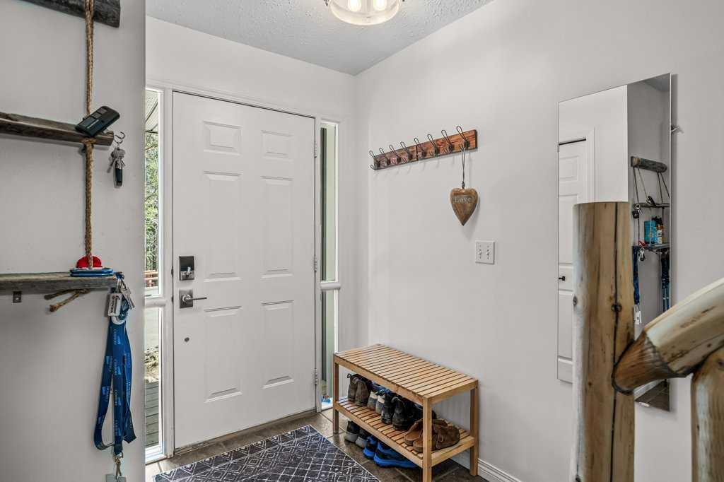 Picture for 9, 1022 Rundleview Drive 