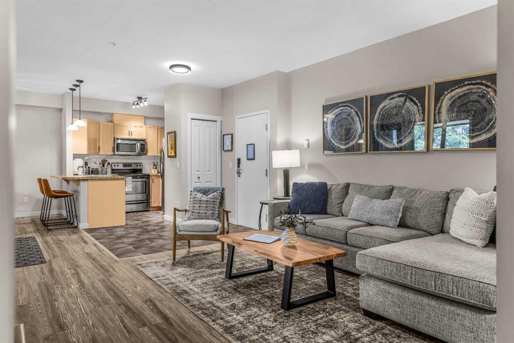 Picture for 321, 101 Montane Road 