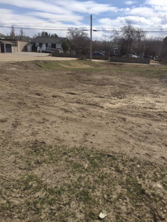 CIR Realty 4915 52 Avenue CIR REALTY , Whitecourt, NONE,T7S 1M6