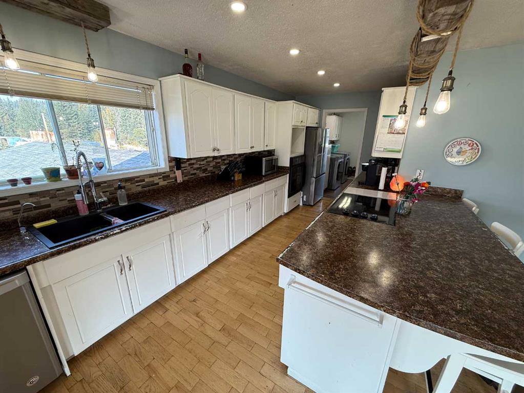 Picture for 106 West River Road 