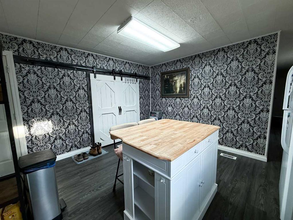 Picture for 346, 133 Jarvis Street 