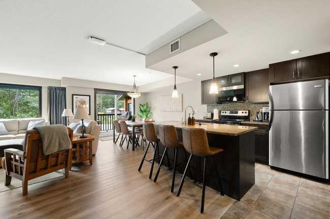 Picture for 2206, 250 2 Avenue 