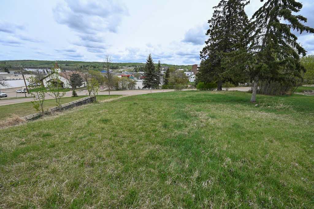 Picture for 4815 51 Street 