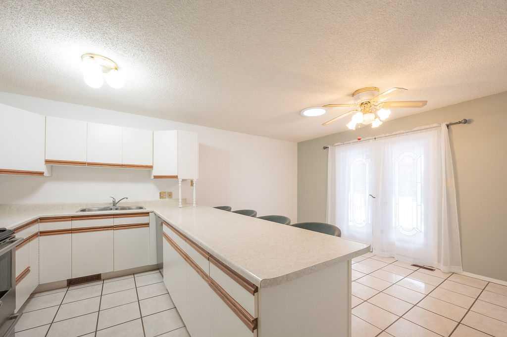 Picture for 87, 231054 Township Road 623A  