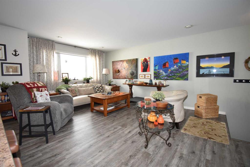 Picture for 103B Laurel Square 