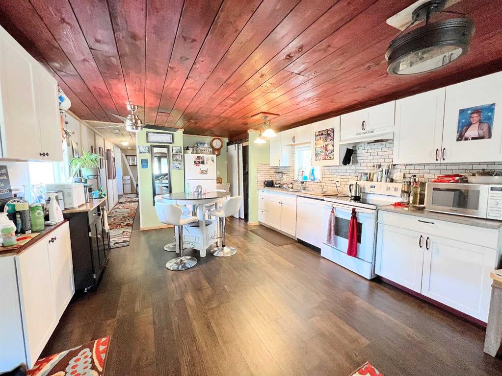 Picture for 13, 660022 Range Road 225.5  