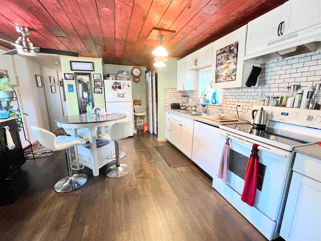 Picture for 13, 660022 Range Road 225.5  