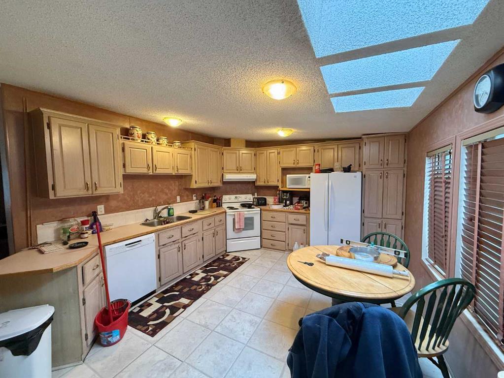 Picture for 195 Skogg Avenue 