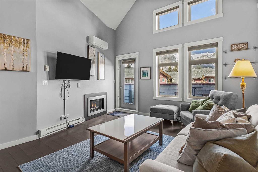 Picture for 321, 107 Montane Road 