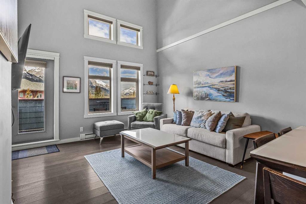 Picture for 321, 107 Montane Road 