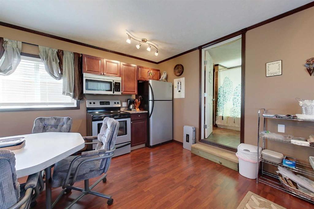 Picture for 3, 10428 Township Road 735  