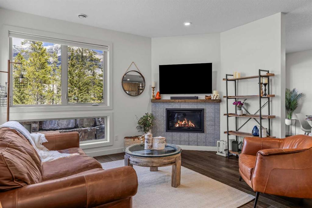 Picture for 302, 102 Stewart Creek Rise  https://www.cirrealty.ca/reb/awra/3/A2265553_22.jpg