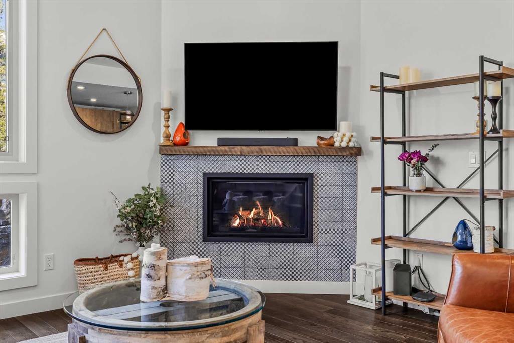 Picture for 302, 102 Stewart Creek Rise  https://www.cirrealty.ca/reb/awra/3/A2265553_23.jpg