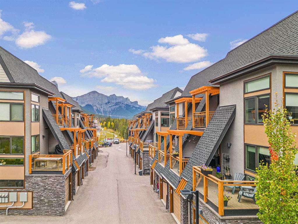 Picture for 302, 102 Stewart Creek Rise  https://www.cirrealty.ca/reb/awra/3/A2265553_45.jpg