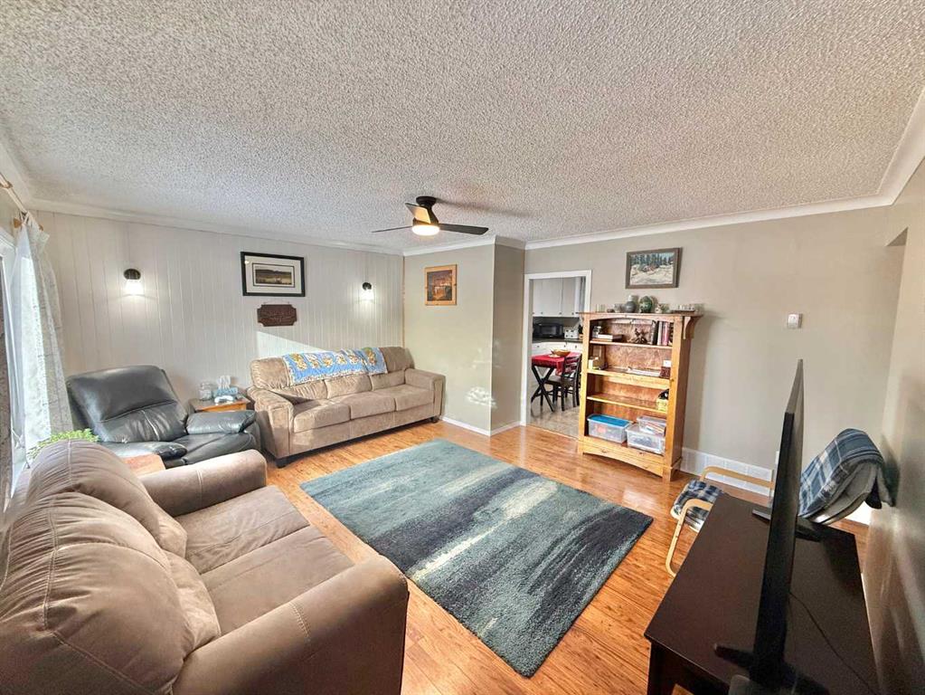 Picture for 104 Laurel Square 