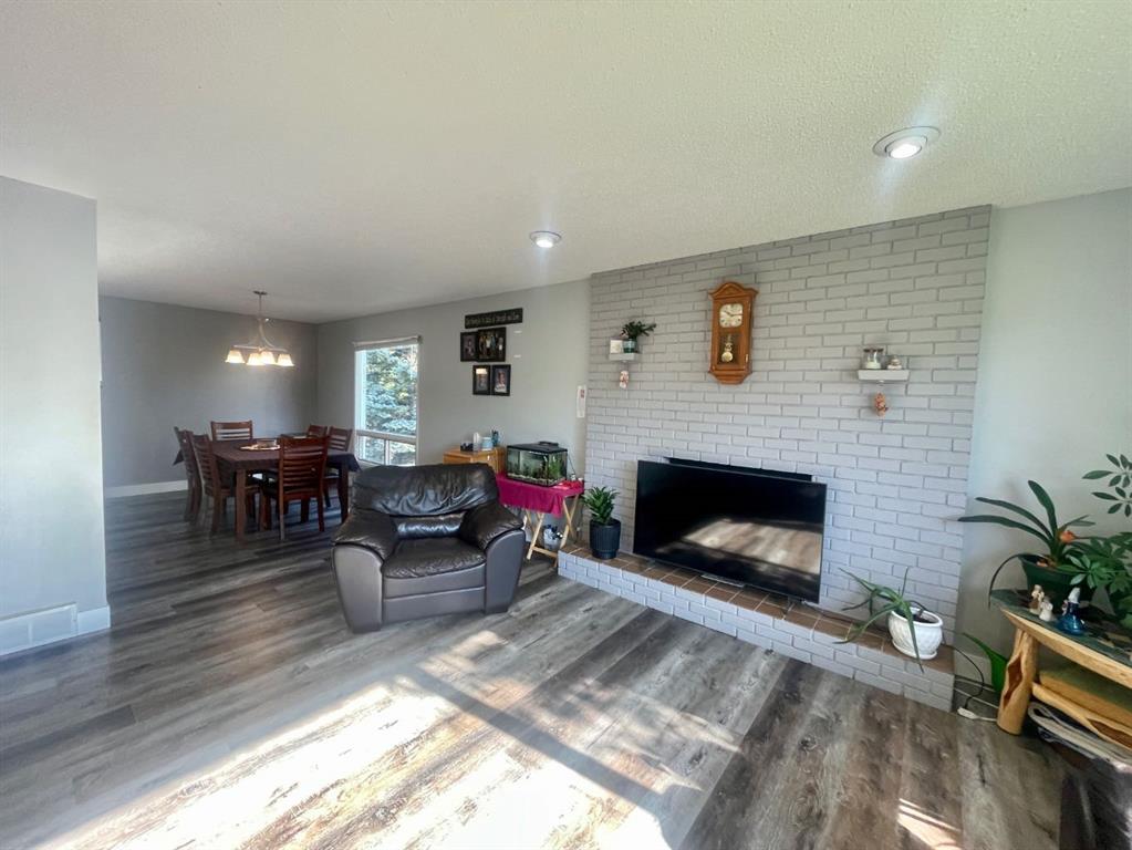 Picture for 5301 15 Ave  