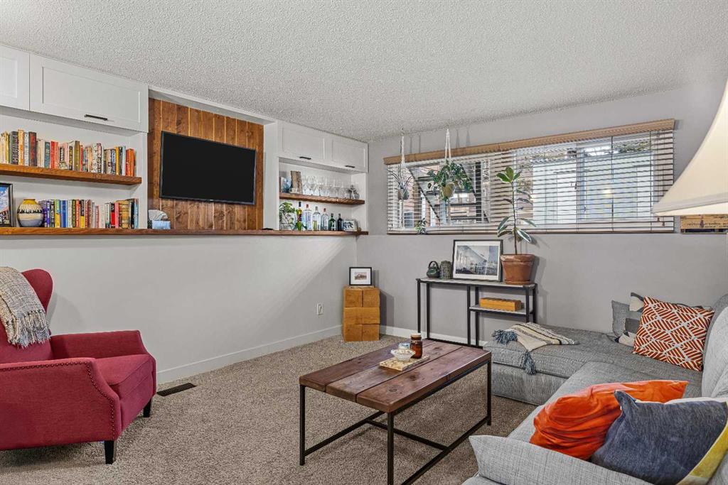 Picture for 2, 630 3rd Street 