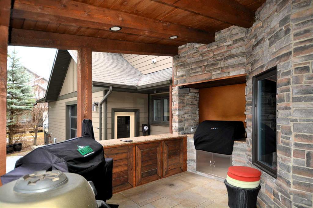 Picture for 48 Ravine Drive 