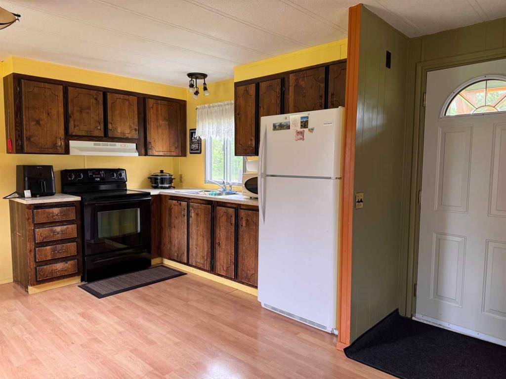 Picture for 681046 Range 193 Road 