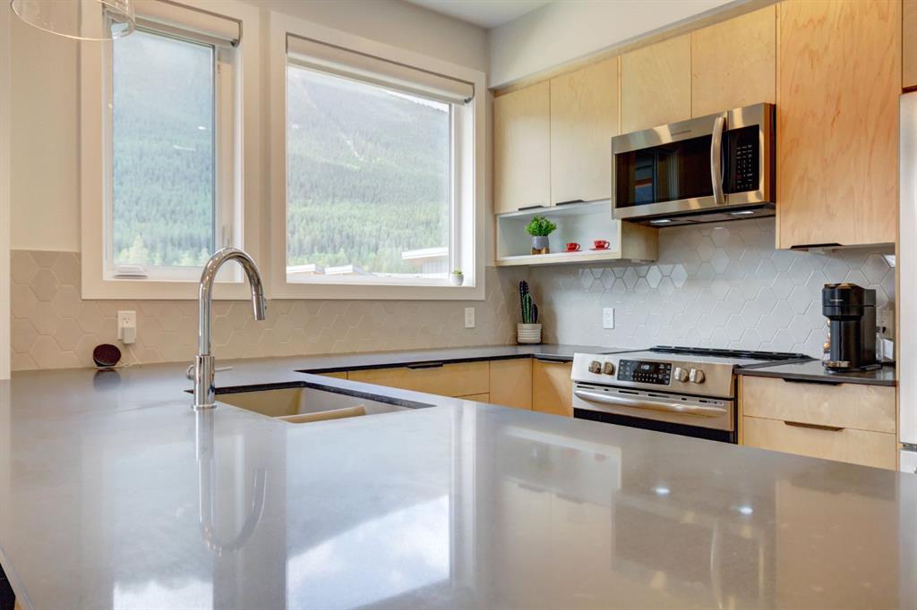 Picture for 304G, 209 Stewart Creek Rise 