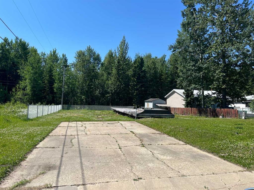 Picture for 413 2 Avenue 