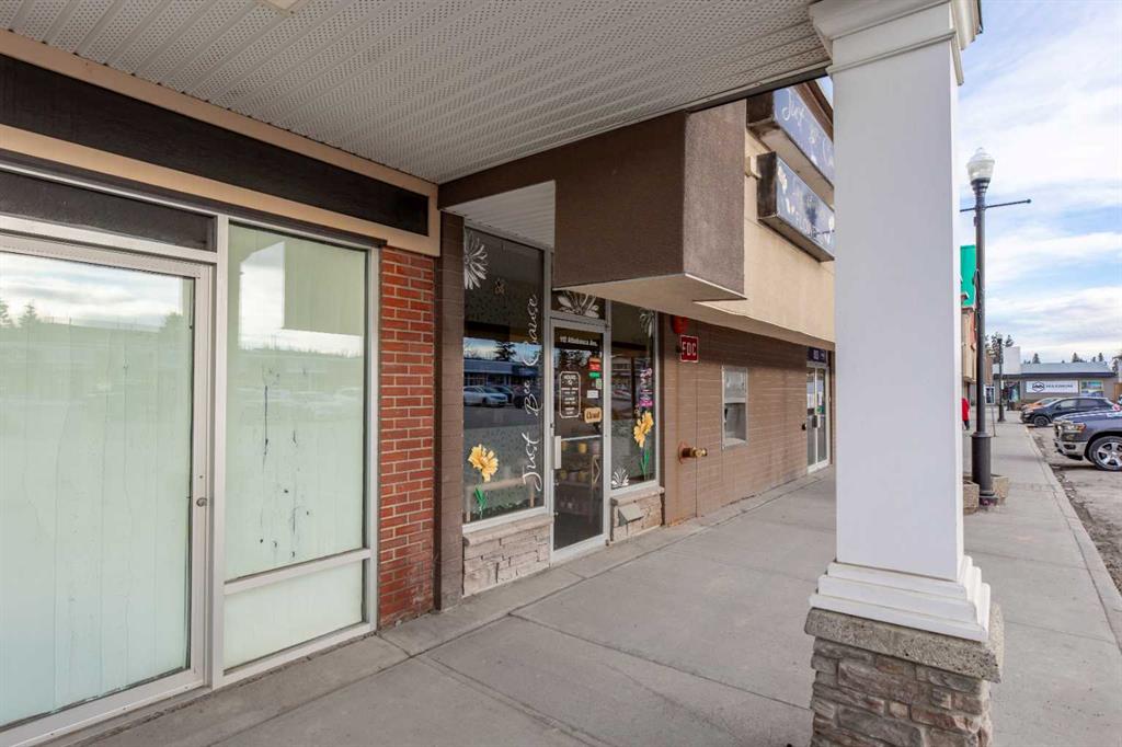 Picture for 112 ATHABASCA Avenue 