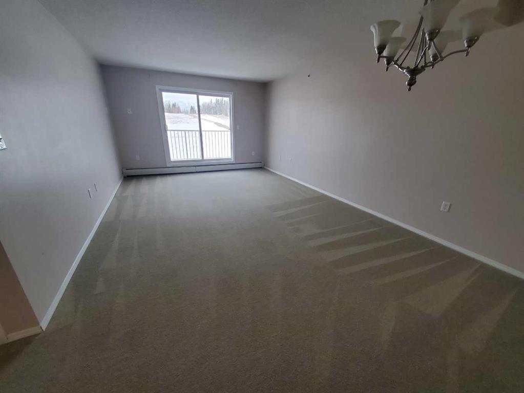 Picture for 411, 1615 41 Street  