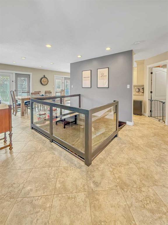 Picture for 39 Ravine Drive 