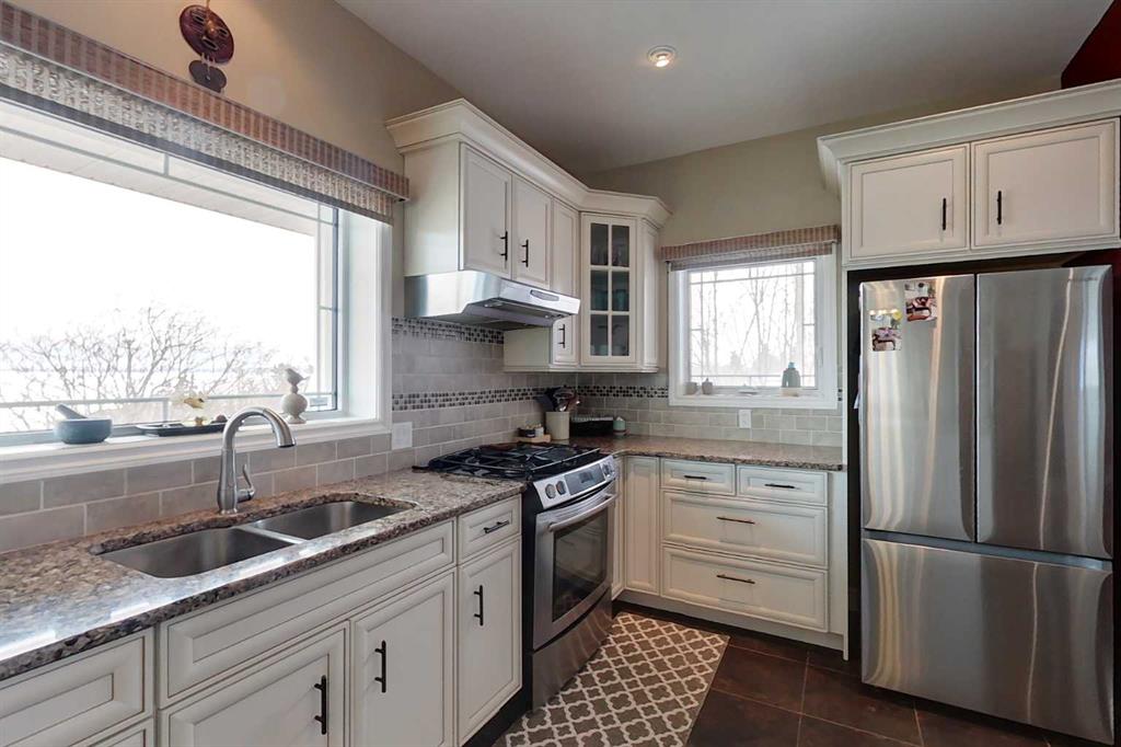 Picture for 905 Southshore Drive W