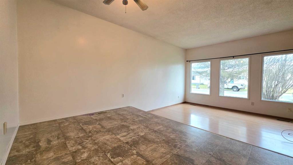 Picture for 18 Cochrane Road 