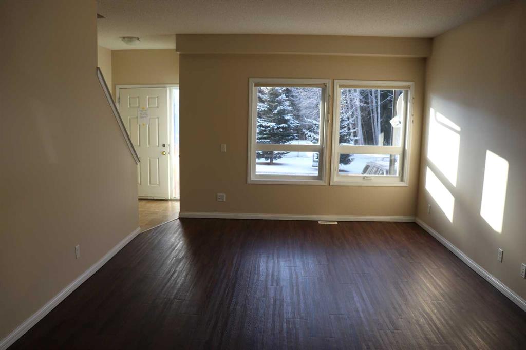 Picture for 4, 624 41 Street  