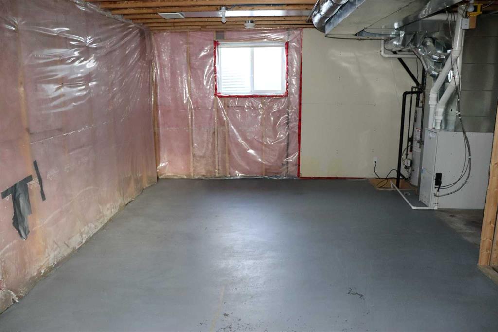 Picture for 4, 624 41 Street  