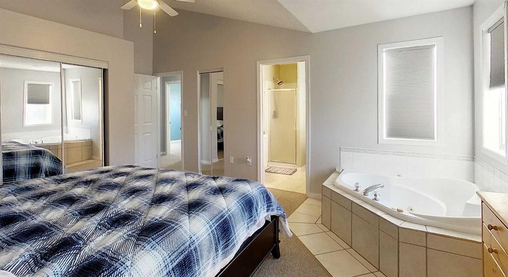 Picture for 6204 12 AVE   https://www.cirrealty.ca/reb/awra/5/A2266715_18.jpg