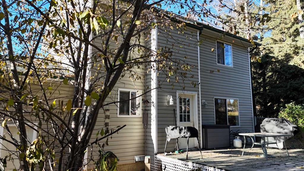 Picture for 6204 12 AVE   https://www.cirrealty.ca/reb/awra/5/A2266715_31.jpg