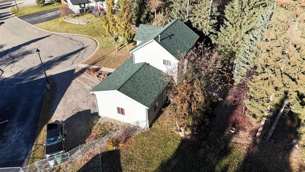 Picture for 6204 12 AVE   https://www.cirrealty.ca/reb/awra/5/A2266715_36.jpg