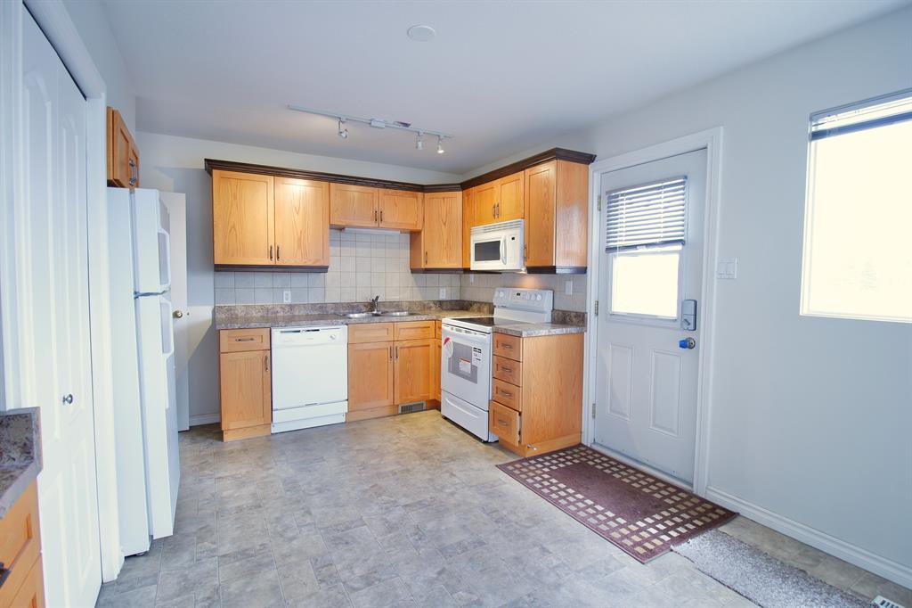 Picture for 13, 126 Hardisty Avenue 